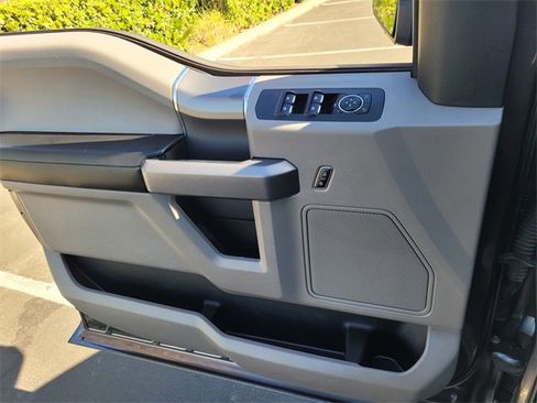 Used 2015 Ford F150 XLT w/ Equipment Group 302A Luxury image 11