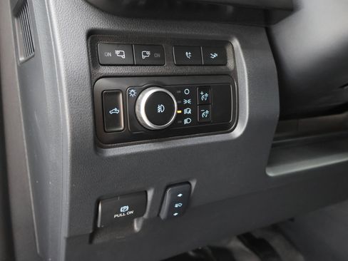 Used 2024 Ford F350 Lariat w/ Sport Appearance Package AWD/4WD image 47