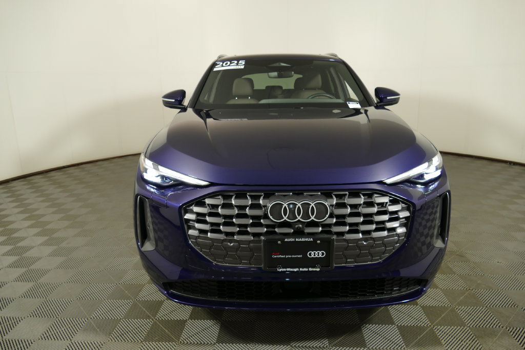 Certified 2025 Audi Q5 Premium AWD/4WD image 8