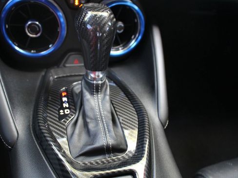 Used 2017 Chevrolet Camaro SS image 17