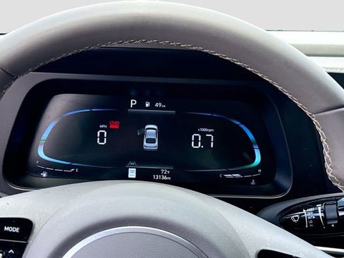 Certified 2025 Hyundai Elantra Sport image 12