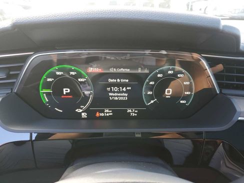 Certified 2023 Audi e-tron Premium Plus w/ Premium Plus Package image 27