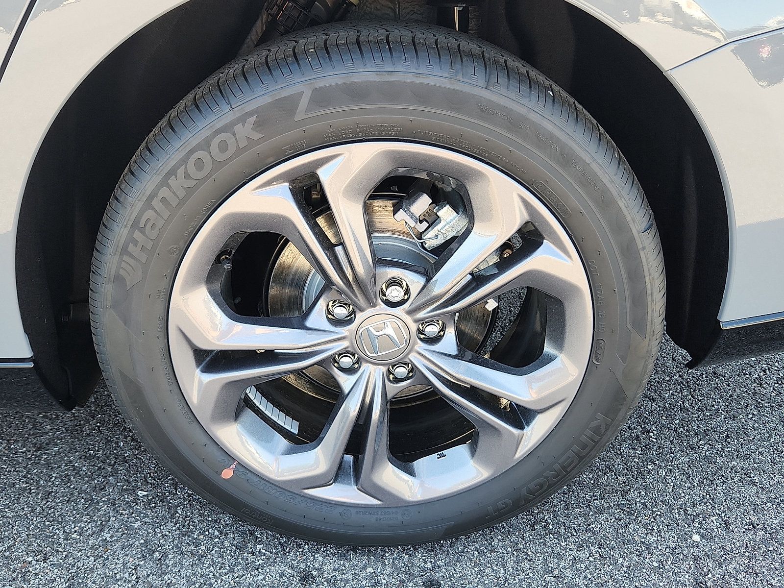 New 2026 Honda Accord EX-L image 5