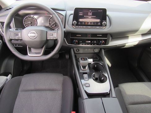 New 2026 Nissan Rogue SV image 9