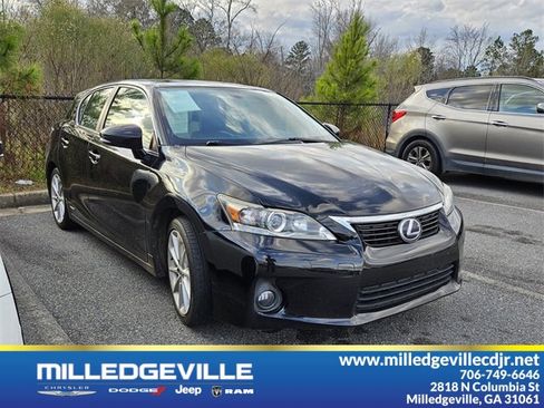 Used 2013 Lexus CT 200h image 1
