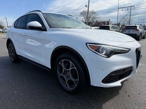 Used 2022 Alfa Romeo Stelvio Sprint AWD/4WD image 8