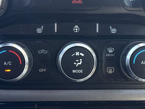 Used 2022 RAM 1500 Big Horn AWD/4WD image 30