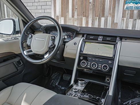 Used 2019 Land Rover Discovery HSE AWD/4WD image 15