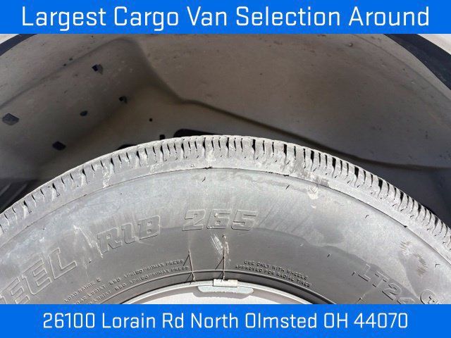 Used 2025 GMC Savana 2500 w/ Driver Convenience Package RWD image 15