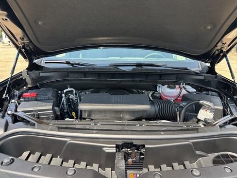 New 2025 Chevrolet Suburban Premier image 36