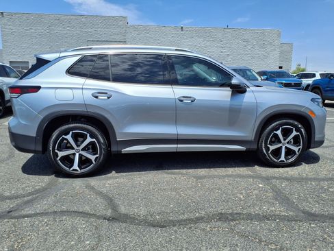 New 2026 Volkswagen Tiguan SE FWD image 6