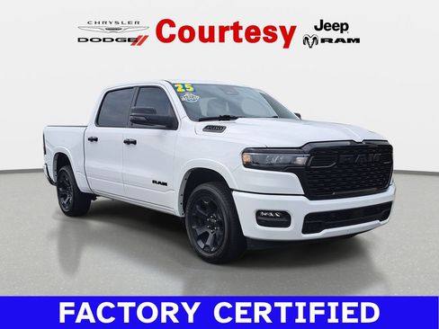Used 2025 RAM 1500 Big Horn AWD/4WD image 1