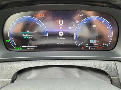 Used 2024 Toyota Crown AWD/4WD image 34