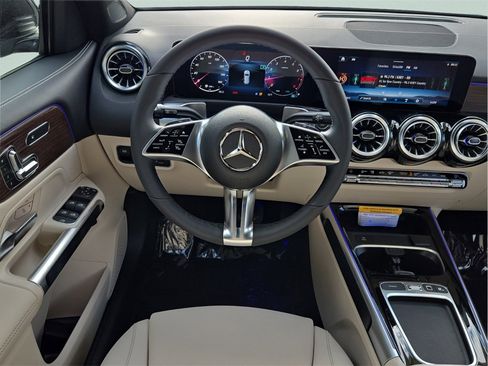 New 2026 Mercedes-Benz GLB 250 250 image 14
