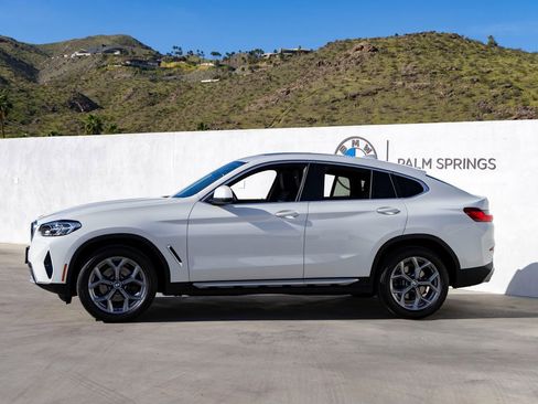 Certified 2025 BMW X4 xDrive30i image 3