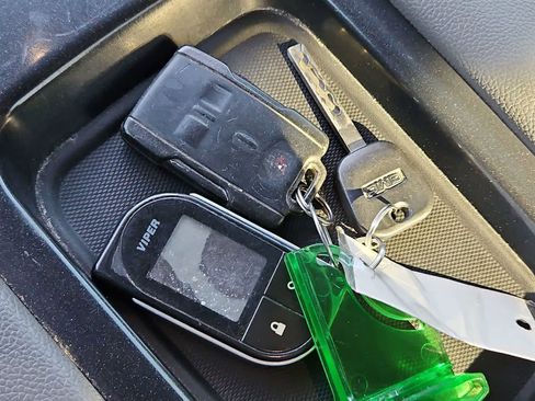 Used 2017 GMC Sierra 1500 4x4 Double Cab image 33