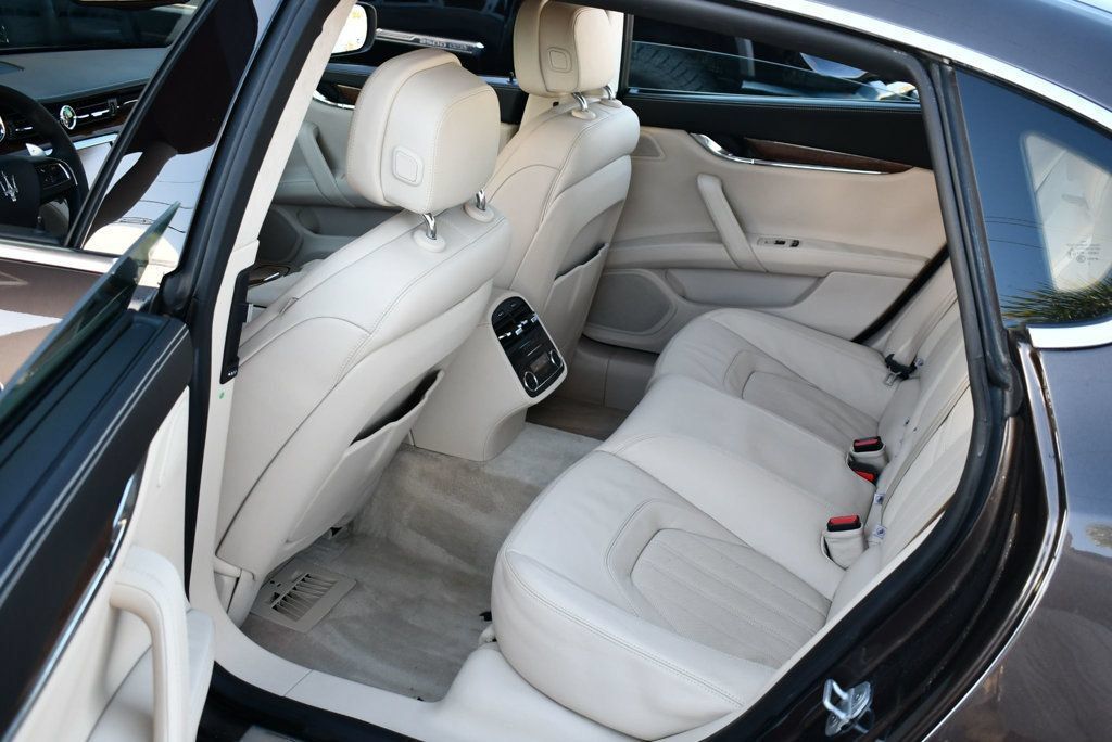 Used 2015 Maserati Quattroporte S Q4 AWD/4WD image 15