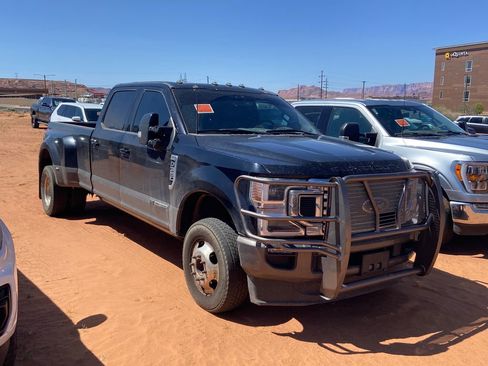 Used 2021 Ford F350 King Ranch w/ King Ranch Ultimate Package AWD/4WD image 3