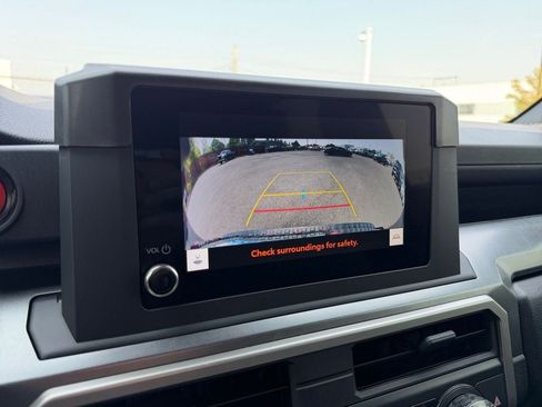 Used 2025 Toyota 4Runner TRD Off-Road AWD/4WD image 17
