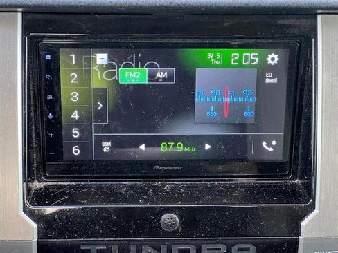 Used 2016 Toyota Tundra SR5 w/ SR5 Upgrade Package image 31