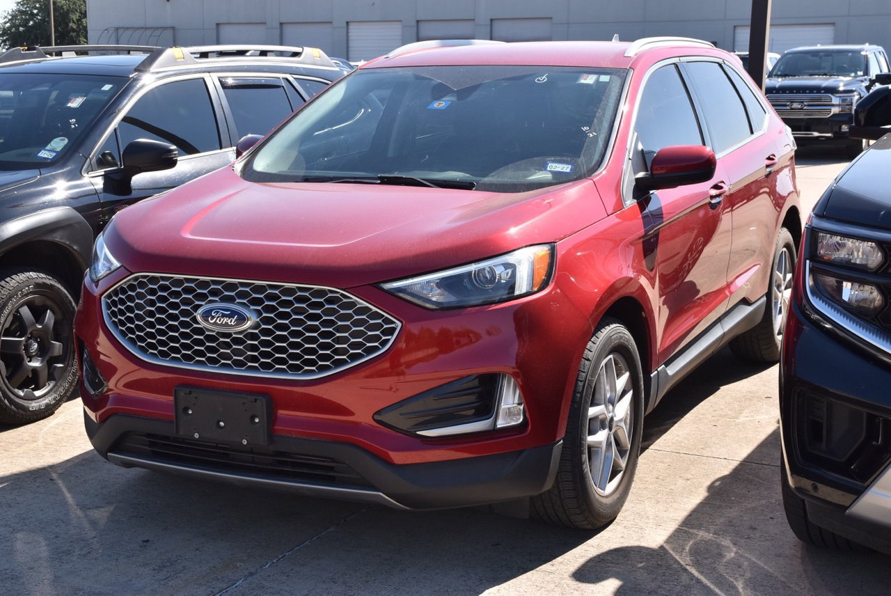 Used 2023 Ford Edge SEL w/ Convenience Package AWD/4WD image 2