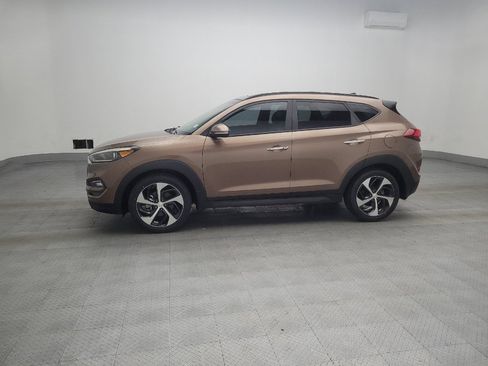 Used 2016 Hyundai Tucson Limited w/ Option Group 03 image 2