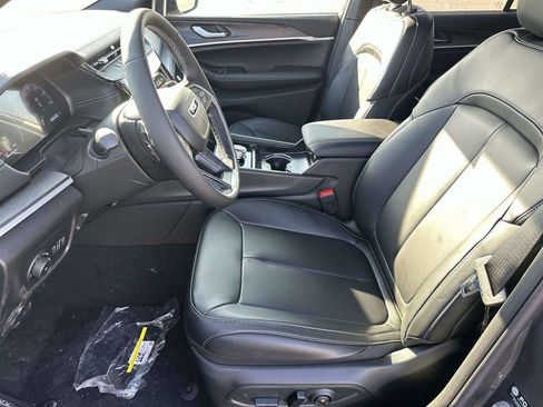 New 2026 Jeep Grand Cherokee Limited image 7