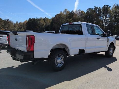 New 2026 Ford F250 XL image 4