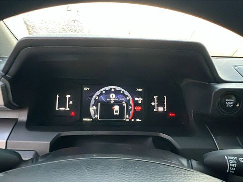 Used 2024 Toyota Tacoma SR5 image 28