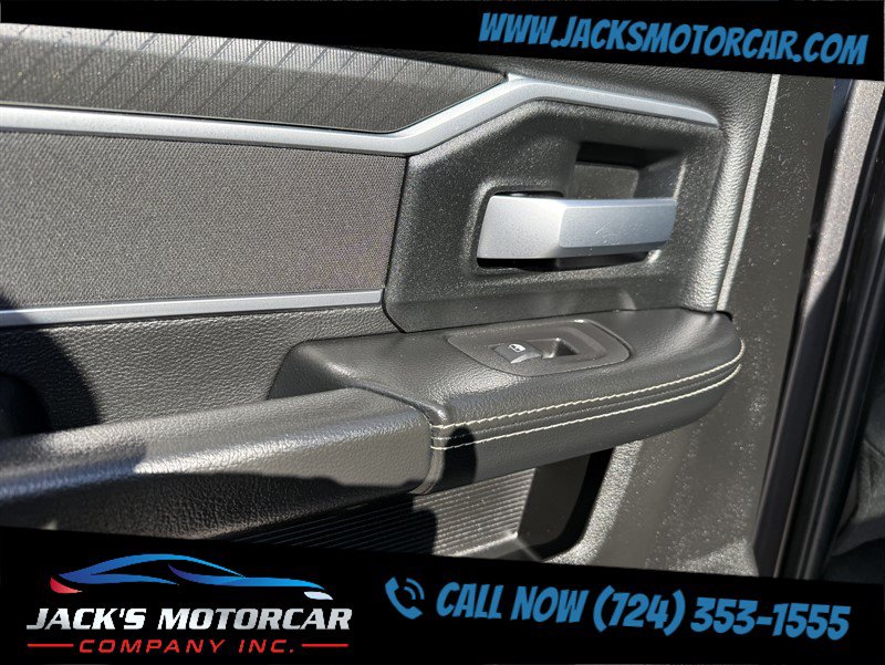 Used 2025 RAM 2500 Big Horn AWD/4WD image 29