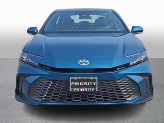 Used 2025 Toyota Camry SE FWD video 2