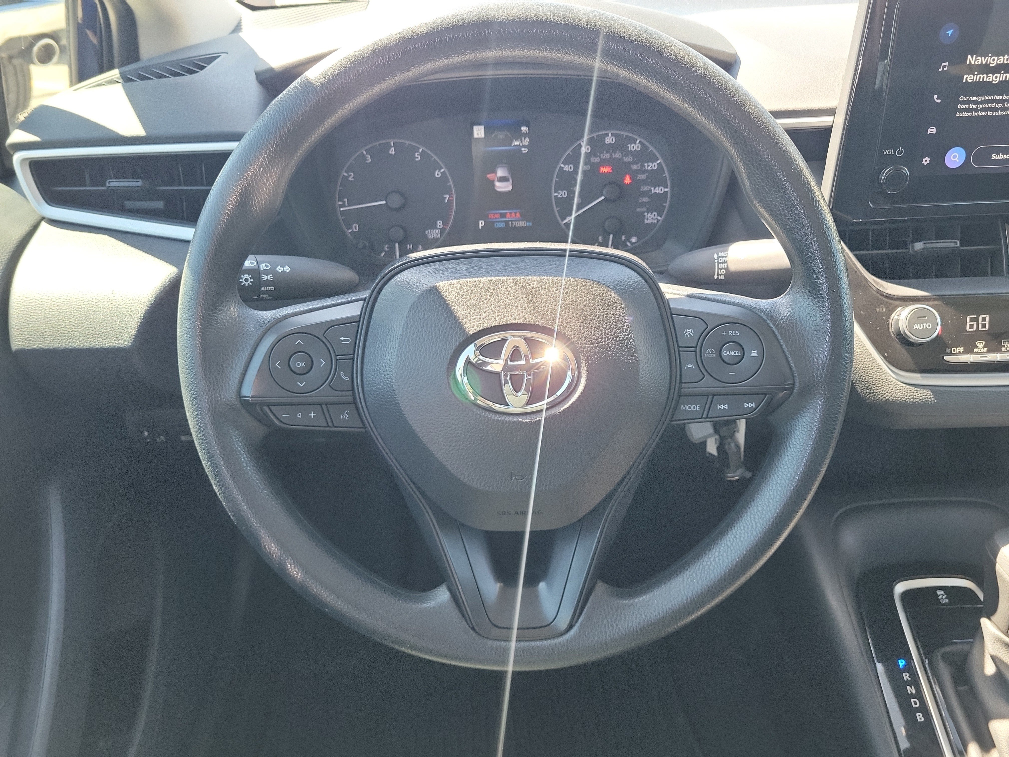 Used 2024 Toyota Corolla LE FWD image 21