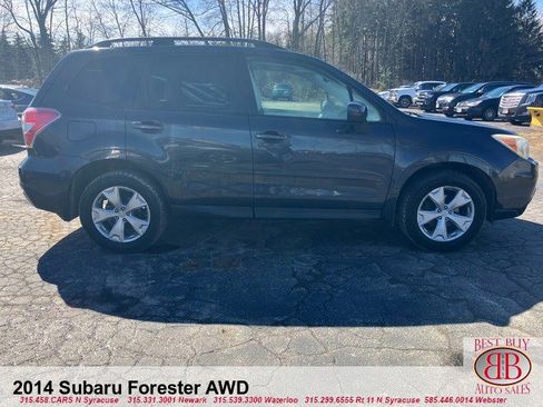 Used 2014 Subaru Forester 2.5i Premium w/ All-Weather Package AWD/4WD image 4