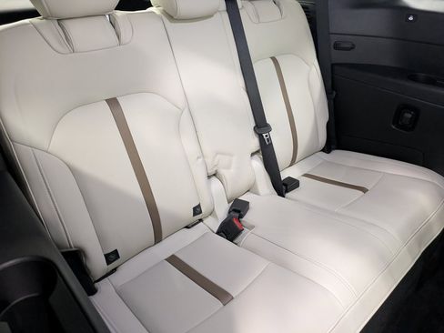 Used 2024 MAZDA CX-90 Plug-In Hybrid w/ Premium Plus image 26