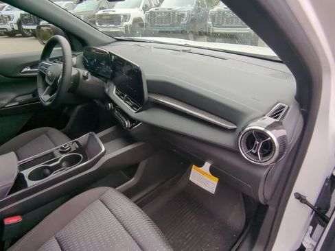 New 2026 Chevrolet Equinox LT w/ LPO, Floor Liner Package image 47