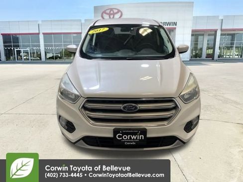 Used 2017 Ford Escape SE w/ SE Cold Weather Package image 8