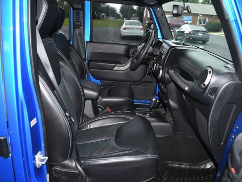 Used 2016 Jeep Wrangler Unlimited Sport AWD/4WD image 22