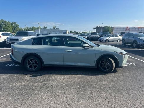 Used 2025 Kia K4 FWD image 10