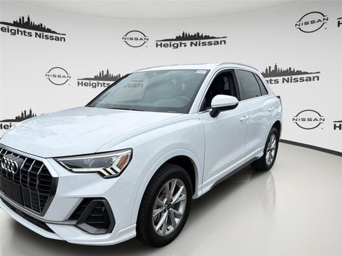 Used 2025 Audi Q3 2.0T Premium image 1