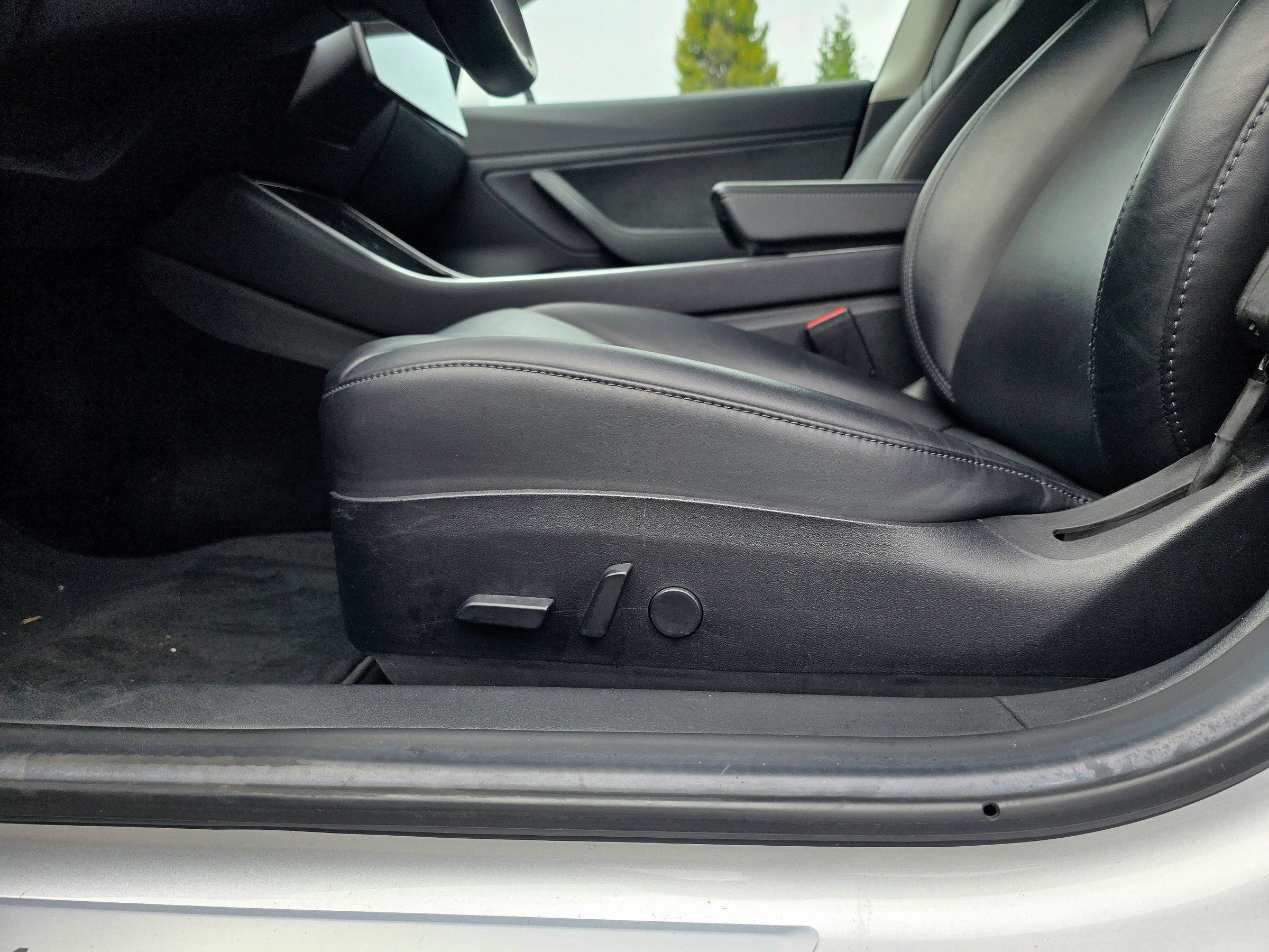 Used 2018 Tesla Model 3 Long Range RWD image 43