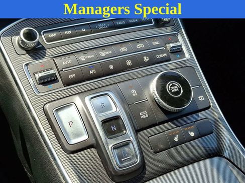 Used 2023 Hyundai Santa Fe SEL FWD image 14