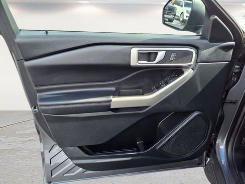 Used 2023 Ford Explorer XLT w/ Equipment Group 202A image 17