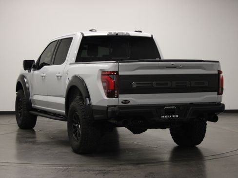 Used 2025 Ford F150 Raptor AWD/4WD image 6