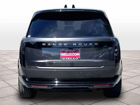 Used 2025 Land Rover Range Rover Long Wheelbase SE AWD/4WD image 4