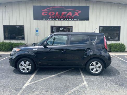 Used 2018 Kia Soul FWD image 1