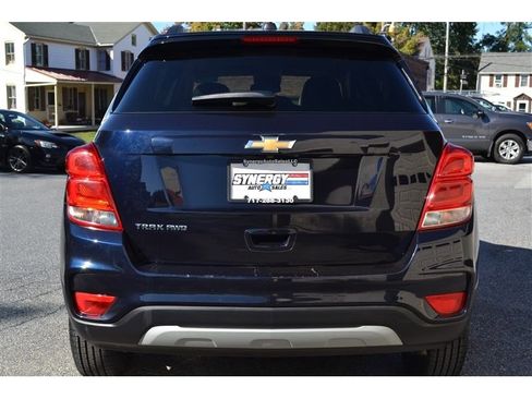 Used 2021 Chevrolet Trax LT image 4