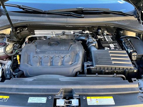Used 2021 Volkswagen Tiguan SE R-Line image 37