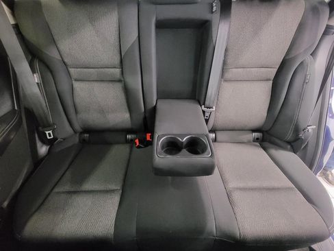 Used 2025 Nissan Rogue SV image 25