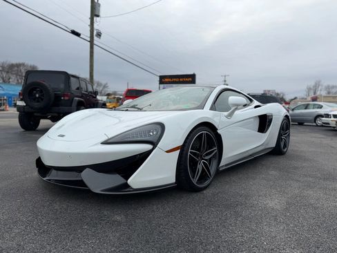 Used 2017 McLaren 570S image 7