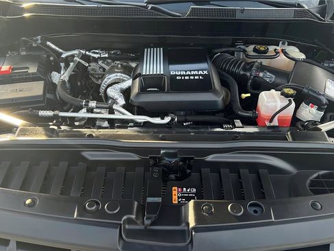 Used 2020 Chevrolet Silverado 1500 RST image 24